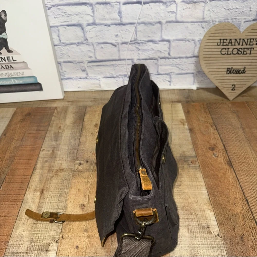 James Avery invitational retired rare hard to find messenger bag - Picture 8 of 16